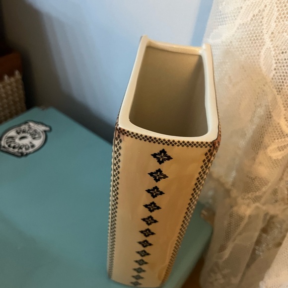 Book shape vase - Picture 4 of 4